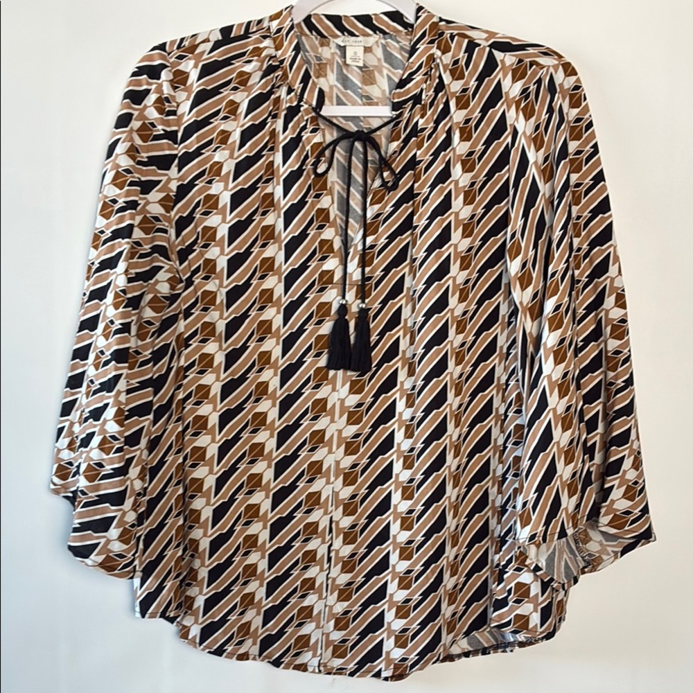 Established 1946 Stylish Geometric Print Women's Top - Bell Sleeve & Tassel